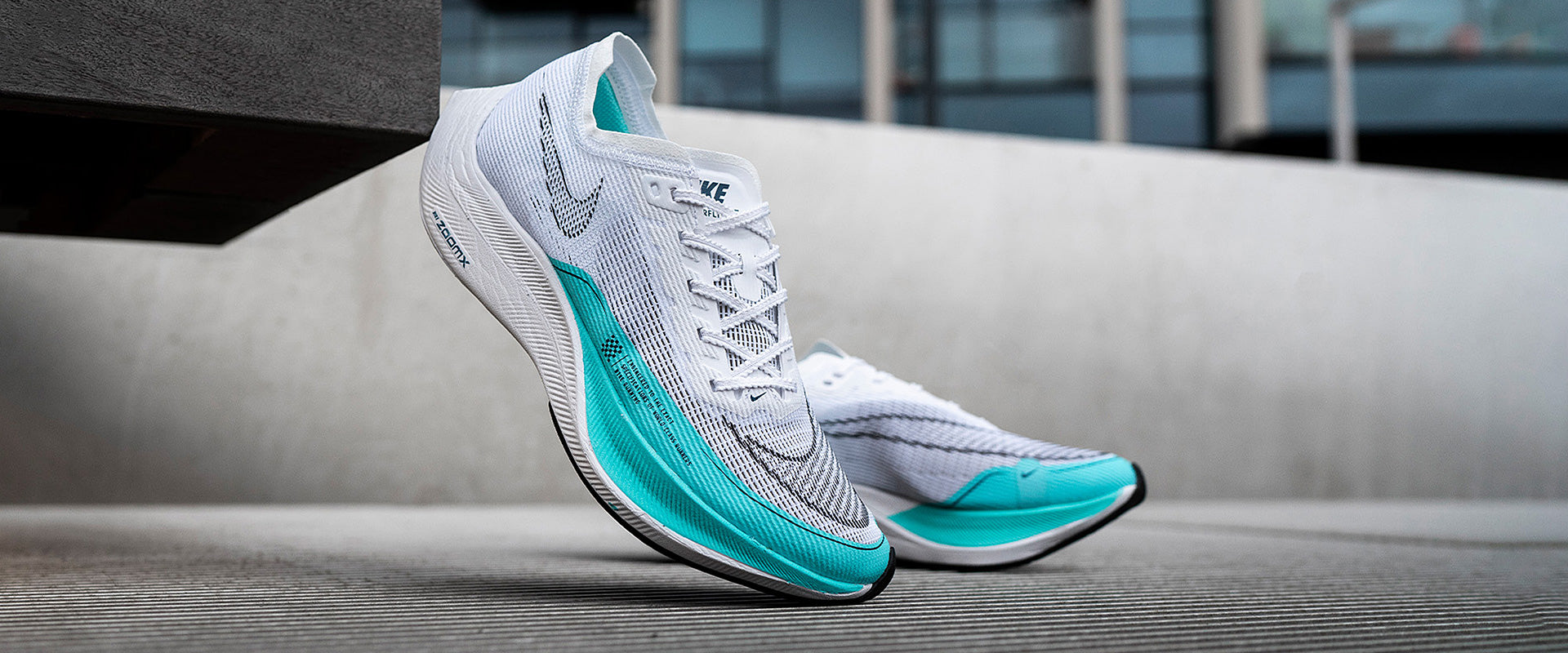 Nike Womens ZoomX Vaporfly Next Percent 2 - White/Black-Aurora