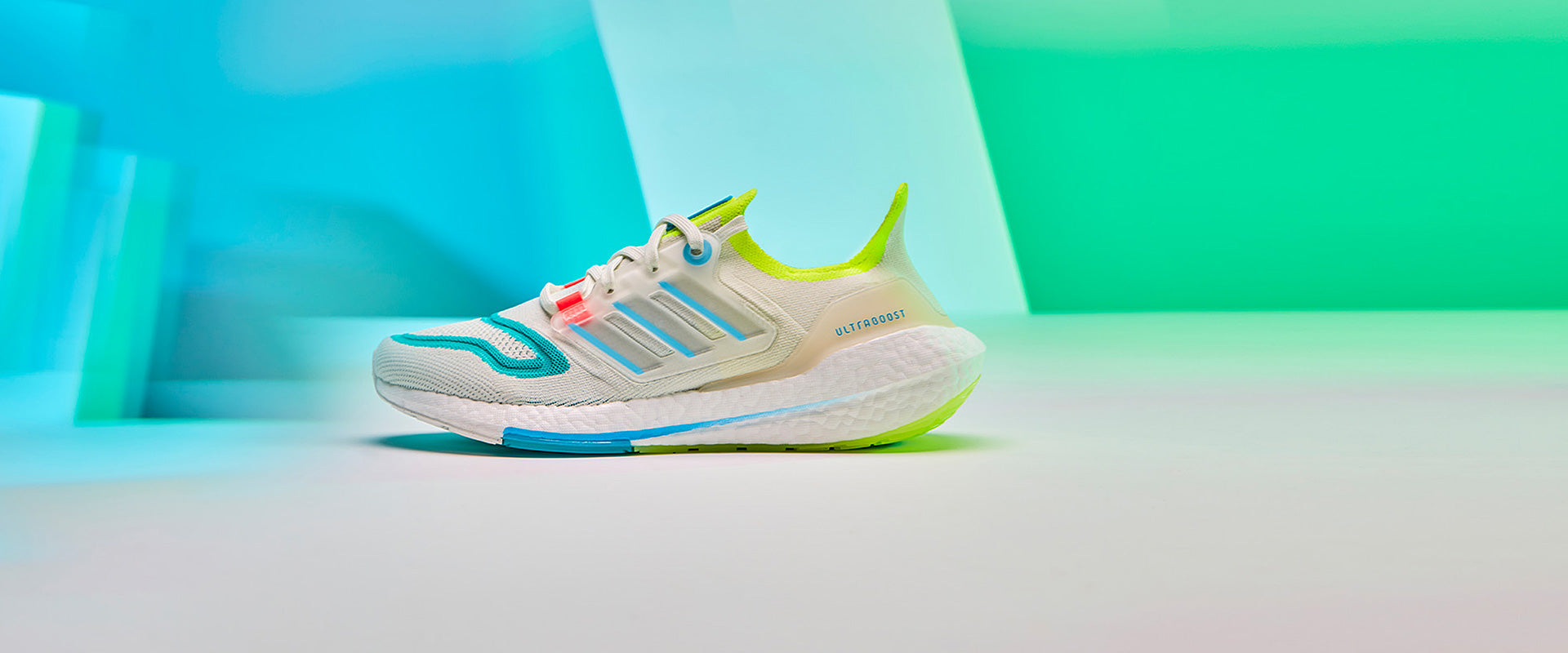 adidas Ultraboost 22 - White Tint/Sky Rush/Mint Rush