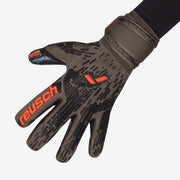 Reusch Attrakt Freegel Fusion Goaliator GK Gloves