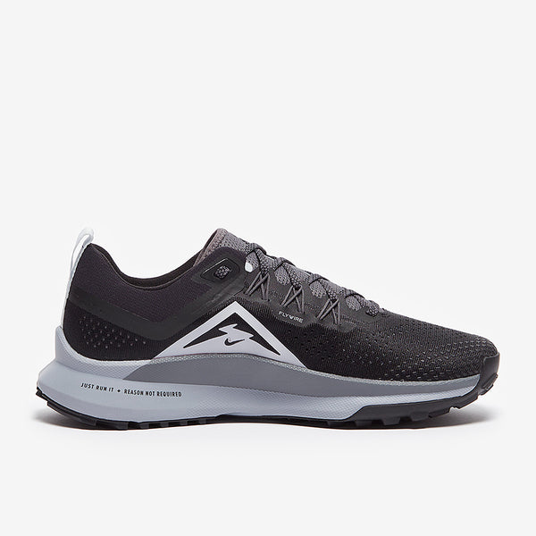 Nike Pegasus Trail 4