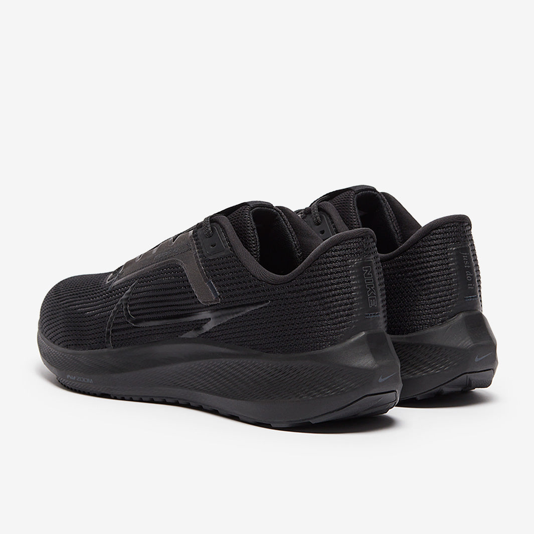 Nike Pegasus 40