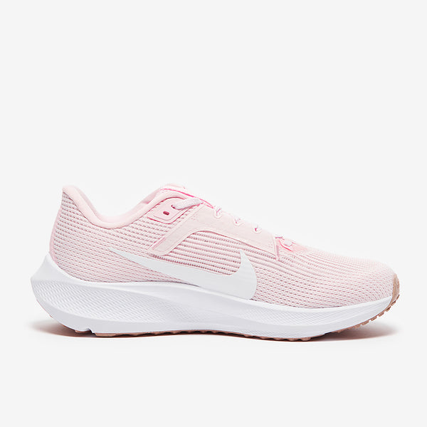 Nike Womens Pegasus 40