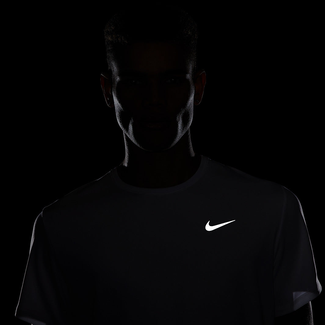 Nike Dri-FIT UV Miler T-Shirt