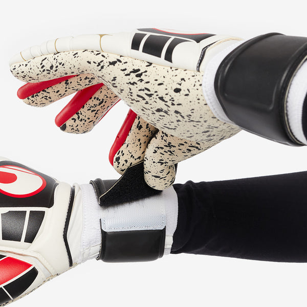 Uhlsport Retro Ergonomic Supergrip HN GK Gloves