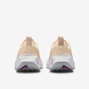 Nike Womens Infinity Run Flyknit 4