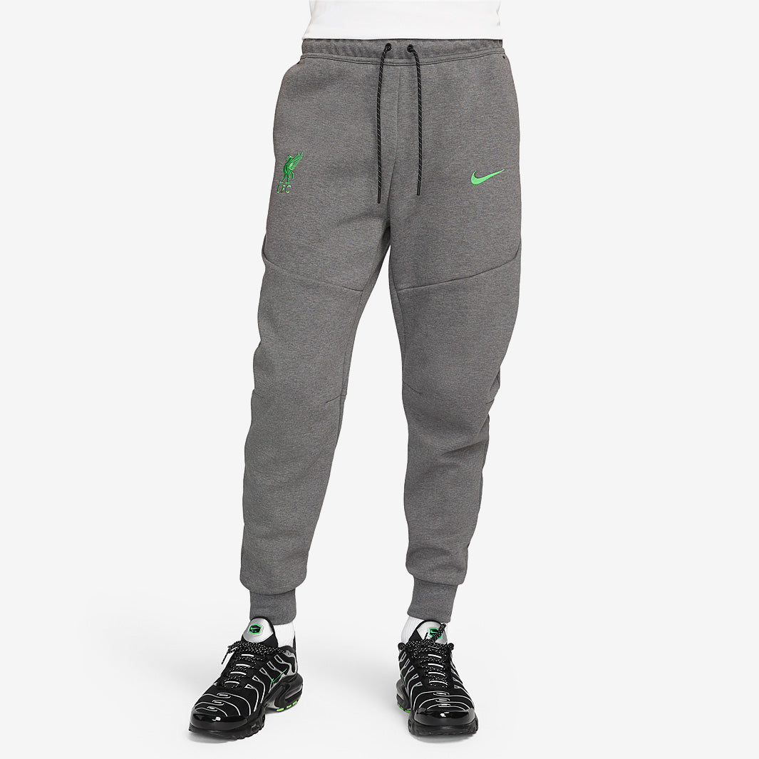超激アツ‼️NIKE　Liverpool　23/24　テックフリース　パンツ　XS Nike Liverpool FC 23/24 NSW Tech Fleece Jogger - Charcoal Heather