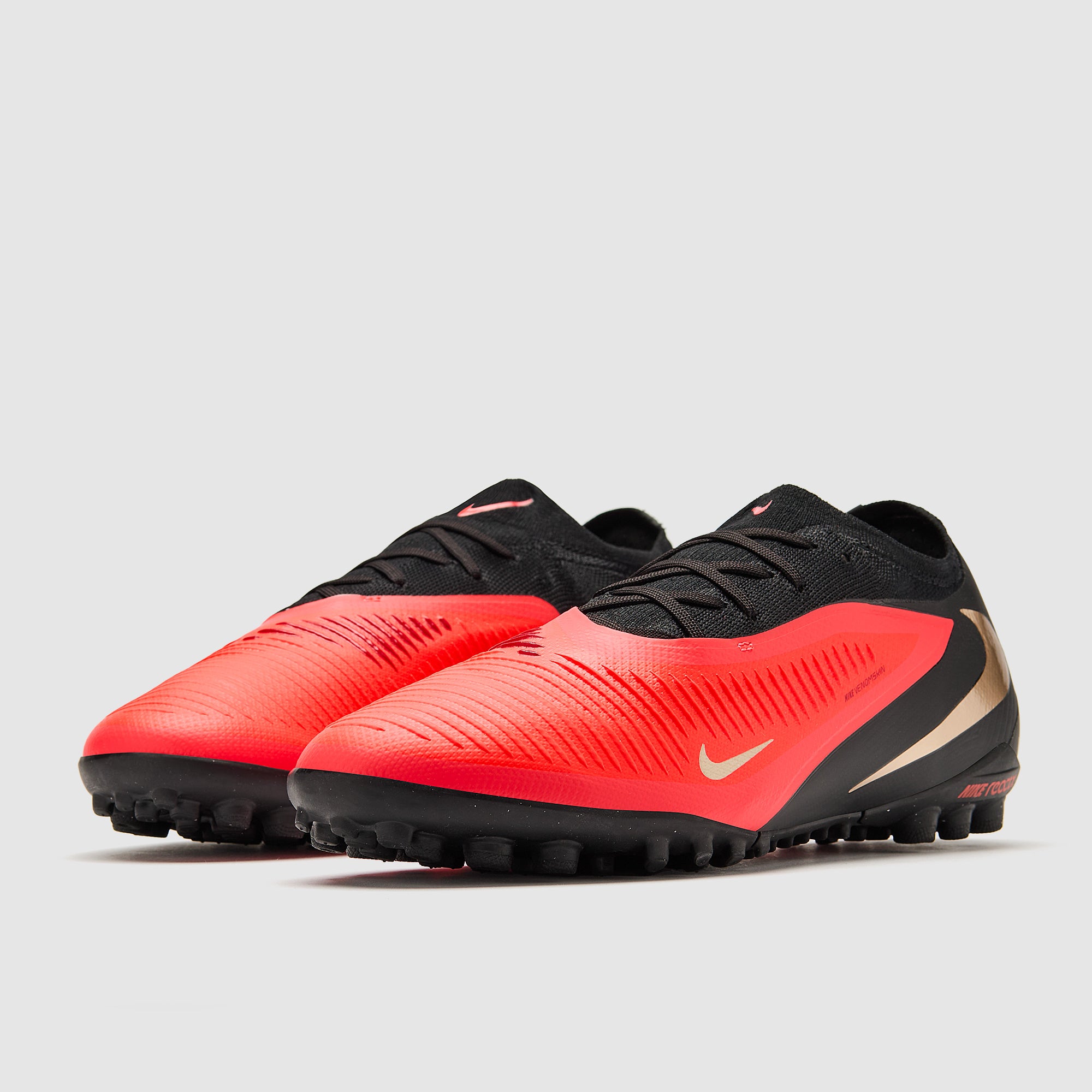 Nike ReactX Phantom 6 Low Pro Turf - Brt Crimson/Blur/Black