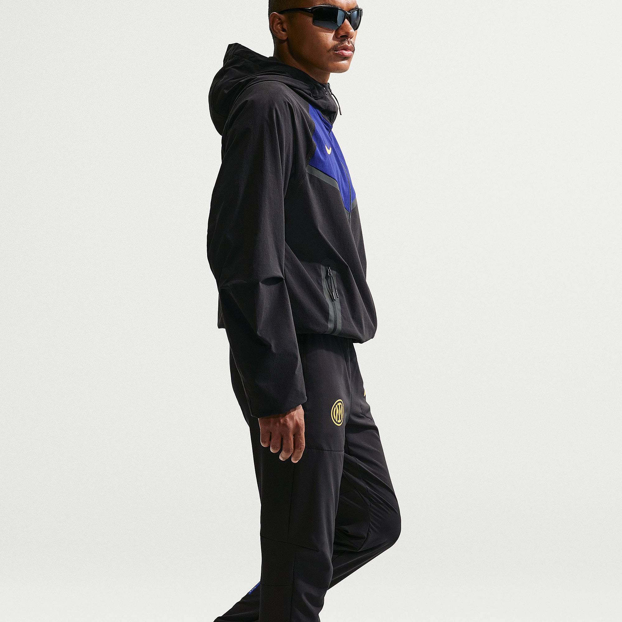 GALLERY_1