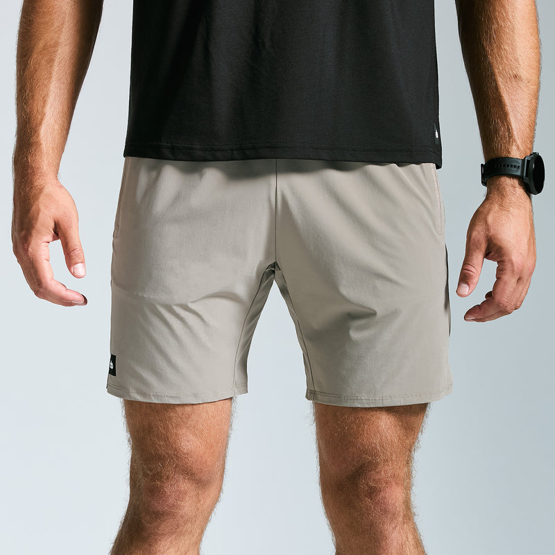 do New Space Mens 7" Tech Short